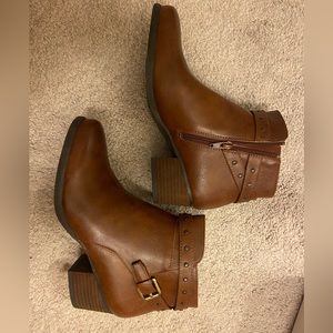 Women’s Brown Boots